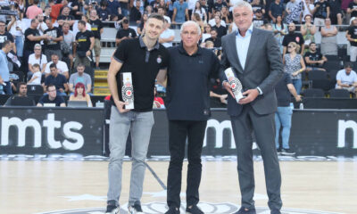 Aleksa Avramović, Željko Obradović i Predrag Saša Danilović pred početak prijateljske utakmice između Partizana i Fuenlabrade na Tašmajdanu