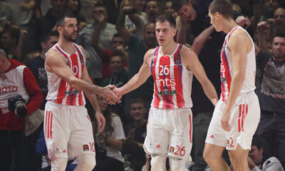 BRANKO LAZIC, NEMANJA NEDOVIC, STEFAN LAZAREVIC kosarkasi Crvene zvezde na utakmici Evrolige protiv Armanija Olimpija Milano u hali Aleksandar Nikolic Pionir, Beograd 15.12.2022. godine Foto: Marko Metlas Kosarka, Crvena zvezda, Evroliga, Armani Olimpija Milano