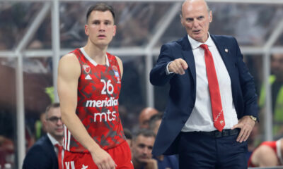 NEMANJA NEDOVIC i DUSKO IVANOVIC trener kosarkasa Crvene zvezde na utakmici finala Jadranske ABA lige protiv Partizana u hali Stark Beogradska arena, Beograd 22.06.2023. godine Foto: Marko Metlas Kosarka, Crvena zvezda, Finale, Jadranska ABA liga, Partizan