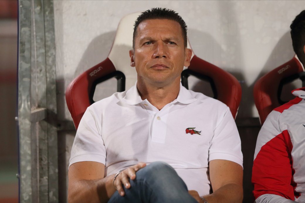 BARAK BACHAR Barak Bahar trener fudbalera Crvene zvezde na utakmici Superlige Prvenstva Srbije protiv Spartaka Subotica na stadionu Rajka Mitica, Beograd 19.08.2023. godine Foto: Marko Metlas Fudbal, Spartak Subotica, Superliga Prvenstvo Srbije, Crvena zvezda