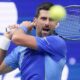 Novak Đoković udara lopticu u finalu US opena