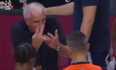 Željko Obradović u raspravi sa sudijama koje su oštetile Partizan protiv Efesa