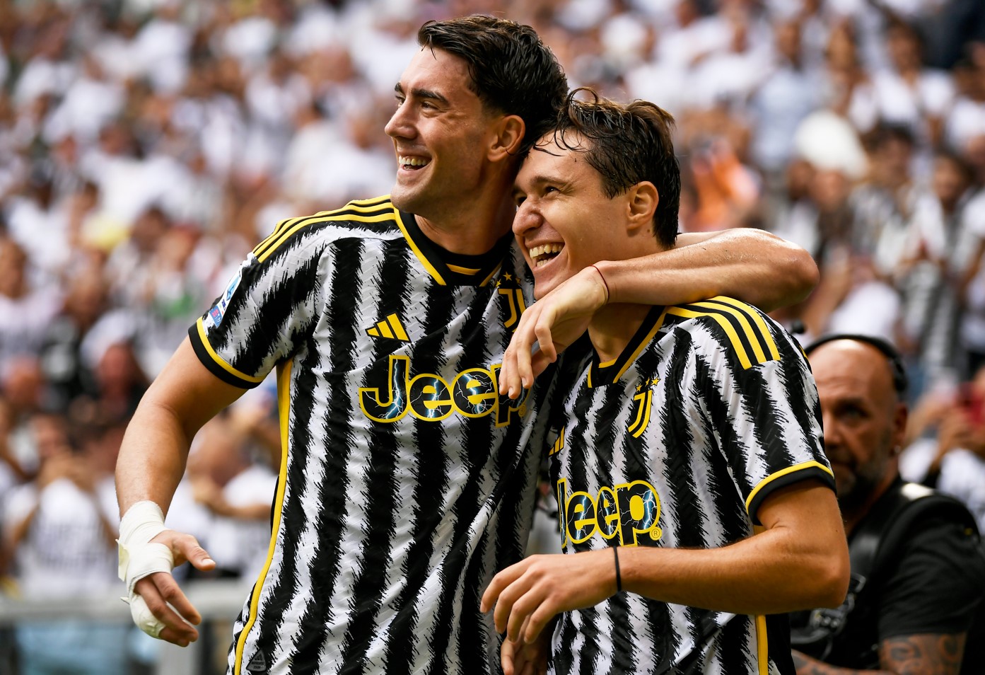 Juventus, otpisani Dušan Vlahović i Federiko Kjeza