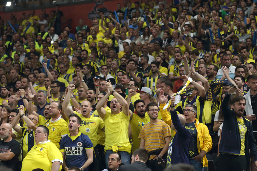 Kec i tri plus na Fenerbahče