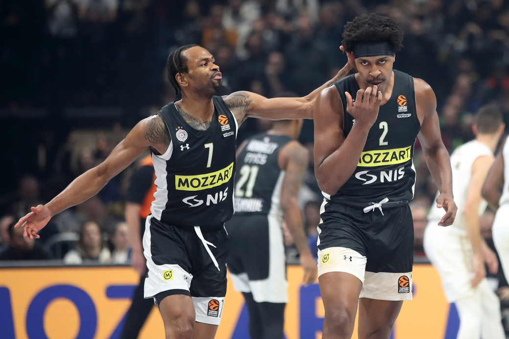 KEVIN PUNTER Kevin Panter i ZACH LEDAY Zek Ledej kosarkasi Partizana na utakmici Evrolige protiv LDLC Asvel Vilerbana u hali Stark Beogradska arena, Beograd 31.01.2023. godine Foto: Marko Metlas Kosarka, Partizan, Evroliga, LDLC Asvel Vlerban