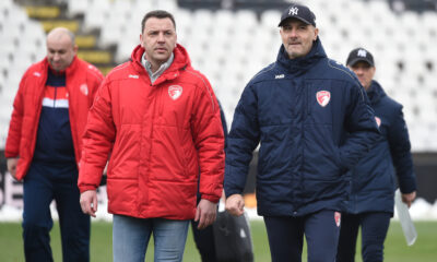 MARKO DIMITRIJEVIC, sekretar, i DEJAN JOKSIMOVIC, trener fudbalera Radnickog iz Kragujevca, na prvenstvenoj utakmici protiv Partizana, na stadionu JNA. Beograd, 27.02.2023. foto: Nebojsa Parausic Fudbal, Partizan, Radnicki 1923
