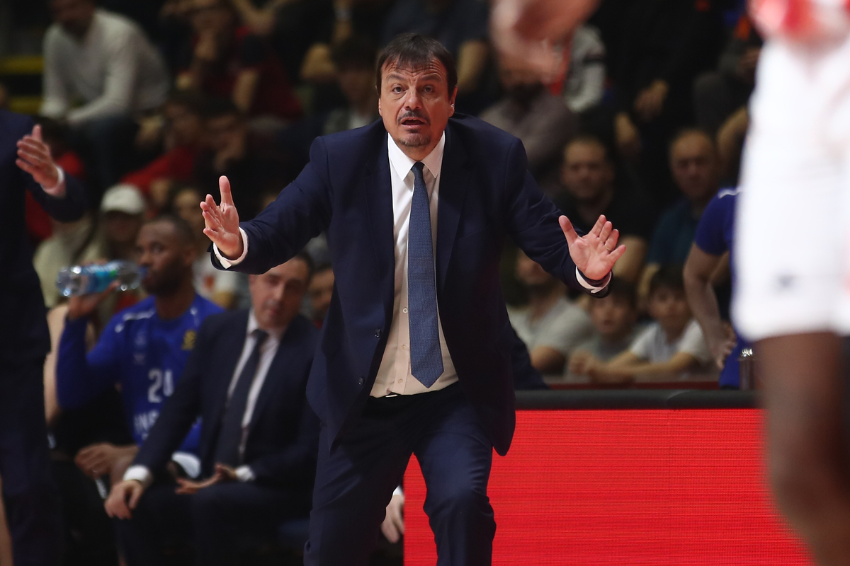 ERGIN ATAMAN trener kosarkasa Efesa na utakmici Evrolige protiv Crvene Zvezde u hali Aleksandar Nikolic, Beograd 08.03.2023. Foto: Ivica Veselinov / MN PRESS KOSARKA, BASKETBALL, EVROLIGA, EUROLEAGUE, CRVENA ZVEZDA, ANADOLU EFES ISTANBUL