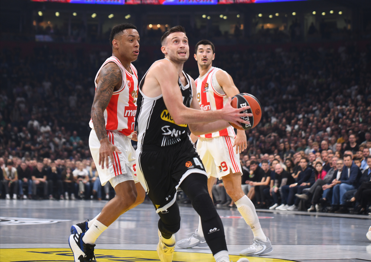 PARTIZAN vs CRVENA ZVEZDA Beograd, 26.10.2023. foto: MN Prewss / ds Kosarka, Euroleague