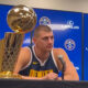 Nikola Jokić na medija deju Denvera