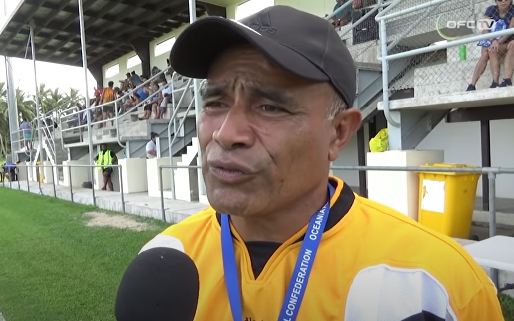Lui Muavesi, legenda fudbala na Tongi