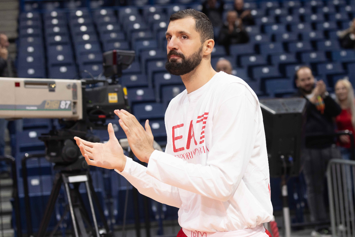 kosarkas Crvene zvezde na utakmici Evrolige protiv Emporio Armani Milano u hali Stark Beogradska arena, Beograd 24.11.2023. godine Foto: Marko Metlas Kosarka, Crvena zvezda, Evroliga, Emporio Armani Milano