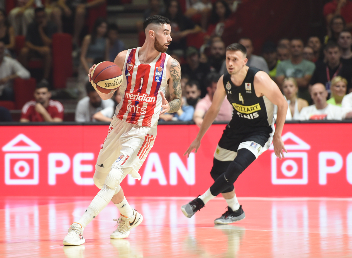 LUCA VILDOZA Luka Vildoza, kosarkas Crvene zvezde, na utakmici finala plejofa ABA lige protiv Partizana, u Hali Aleksandar Nikolic. Beograd, 20.06.2023. foto: Nebojsa Parausic Kosarka, Finale play off ABA league, Crvena zvezda, Partizan