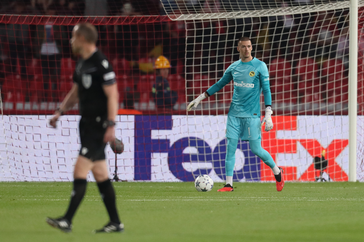 ANTHONY RACIOPPI Entoni Raciopi golman fudbalera Jang Bojs Bern na utakmici UEFA Lige Sampiona protiv Crvene zvezde na stadionu Rajko Mitic, Beograd 04.10.2023. godine Foto: Marko Metlas Fudbal, Crvena zvezda, UEFA Liga Sampiona , Jang Bojs Bern