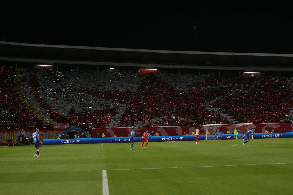 Delije koreografija Crvena zvezda - Red Bul Lajpcig