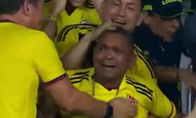 Otac Luisa Dijaza slavi gol