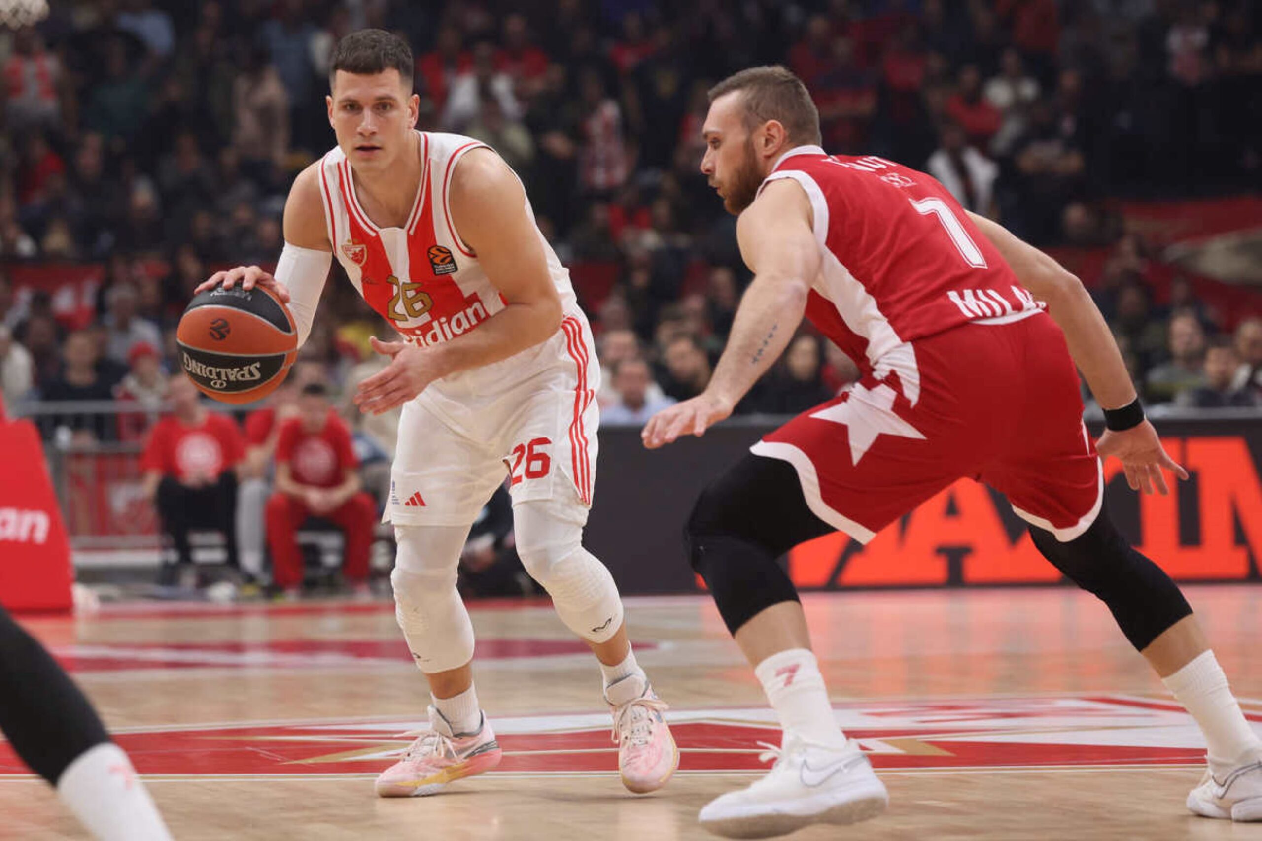 Nemanja Nedović na meču Zvezda - Armani u Evroligi