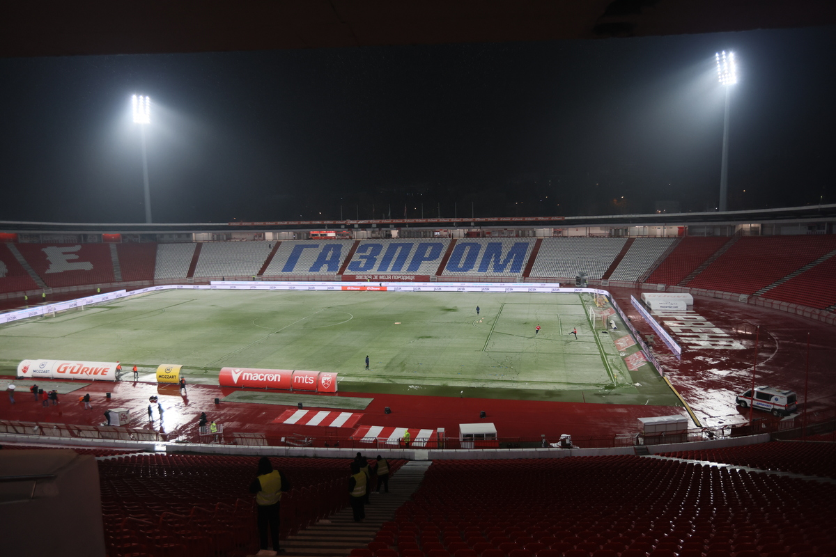 , fudbaler Crvene zvezde na utakmici Kupa Srbije protiv Radnickog na stadionu Rajko Mitic. Beograd, 06.12.2023. Foto: Marko Metlas Fudbal, Kup Srbije, Crvena zvezda, Radnicki