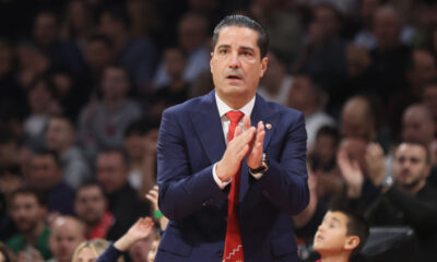 Janis Sferopulos trener Crvene zvezde na utakmici Evrolige protiv Albe Berlin u hali Stark Beogradska arena, Beograd 14.12.2023. godine Foto: Marko Metlas Kosarka, Crvena zvezda, Evroliga, Alba Berlin