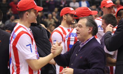 VOJISLAV STOJANOVIC i NEBOJSA COVIC predsednik kosarkasa Crvene zvezde na utakmici Kupa Radivoja Koraca, Kupa Srbije protiv Mega Vizura u hali Pionir, Beograd 09.02.2014. godine Foto: Marko Metlas Kosarka, Mega Vizura, Kup Radivoja Koraca, Kup Srbije, Crvena zvezda