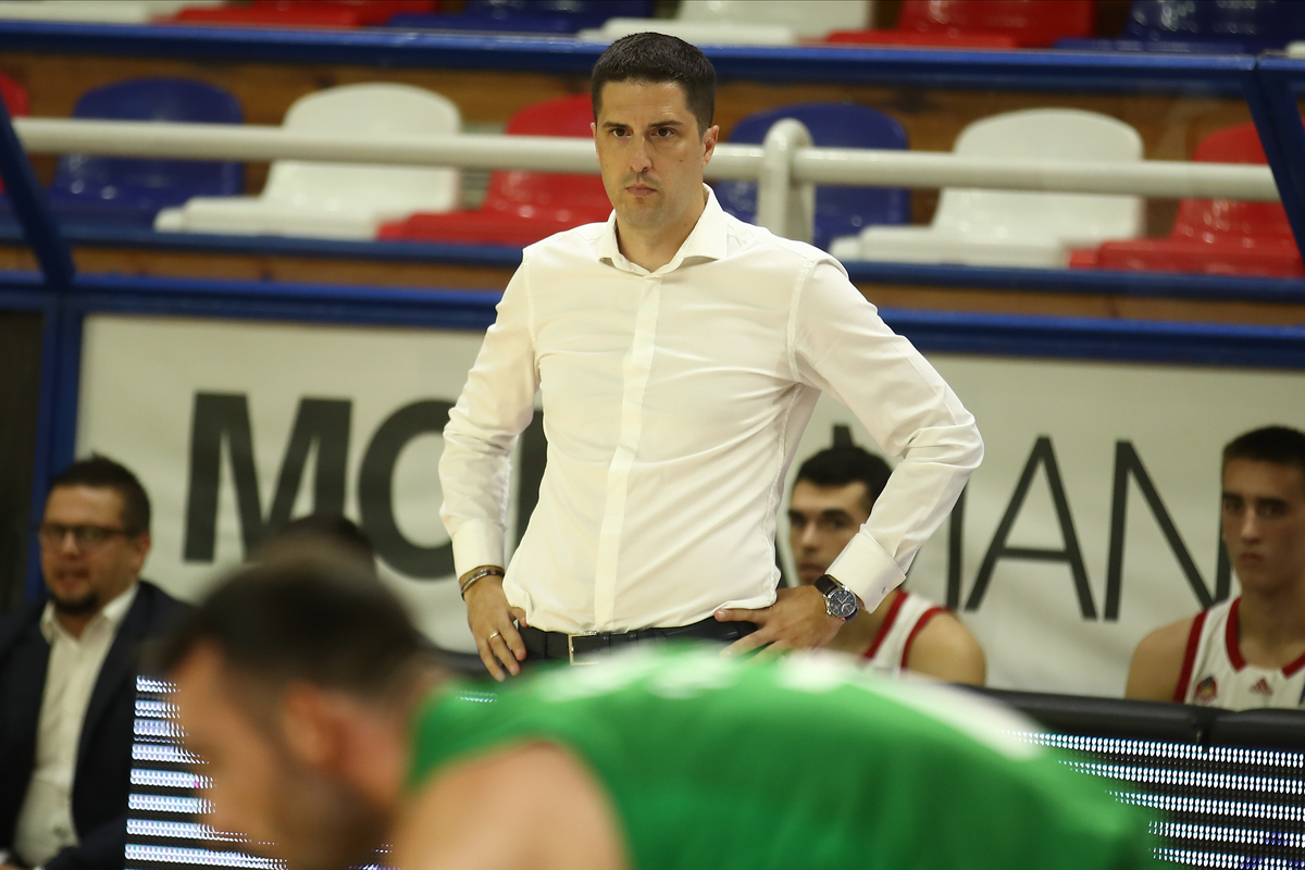 NENAD STEFANOVIC trener kosarkasa FMP Zeleznika na utakmici ABA lige protiv Krke u hali FMP Arena, Beograd 02.10.2023. godine Foto: Ivica Veselinov / MN PRESS KOSARKA, BASKETBALL, ABA LIGA, ABA LEAGUE, FMP ZELEZNIK, KRKA NOVO MESTO