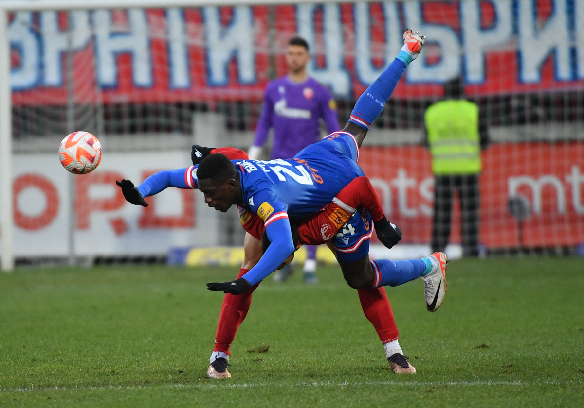 YACOUBA NASSER DJIGA Jakuba Naser Djiga, fudbaler Crvene zvezde na utakmici Superlige Prvenstva Srbije protiv Napretka u Krusevcu na stadionu Mladost, Krusevac, 03.12.2023. godine Foto: Mladjan Ivanovic Fudbal, Crvena zvezda, Superliga Prvenstvo Srbije, Napredak