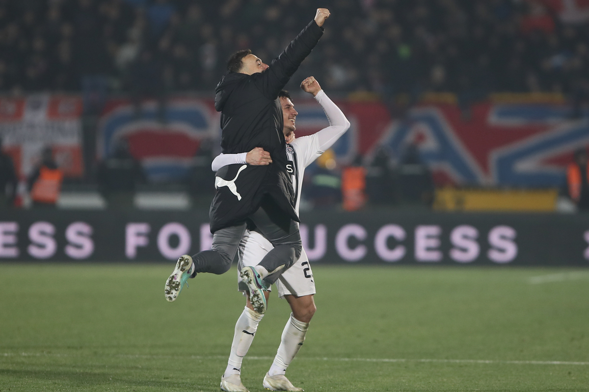 Nemanja Nikolić, Bibars Natho, fudbaler Partizana, na prvenstvenoj utakmici protiv Crvene zvezde, na stadionu JNA. Beograd, 20.12.2023. foto: MN Press / Ivica Veselinov Fudbal, 171. derbi, Partizan, Crvena zvezda,