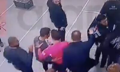 Emre Belozoglu i sudija