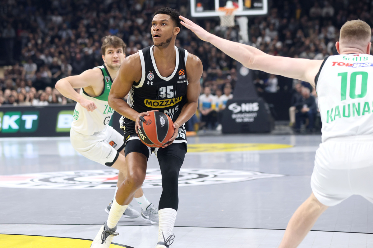 kosarkas Partizana na utakmici Evrolige protiv Zalgirisa u hali Stark Arena, Beograd 26.01.2024. Foto: Marko Metlas Kosarka, Partizan, Evroliga, Zalgiris