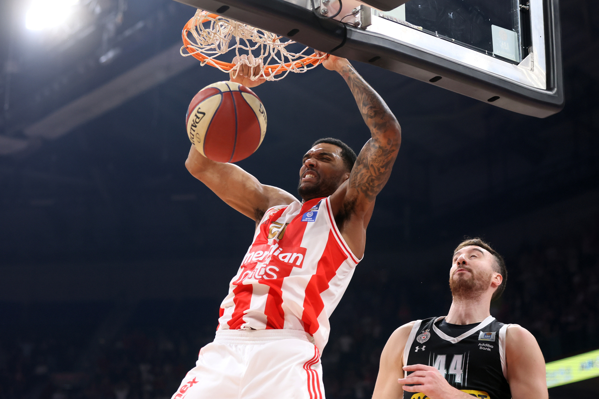 kosarkas Crvene zvezde na utakmici Jadranske ABA lige protiv Partizana u hali Stark Beogradska arena, Beograd 28.01.2024. godine Foto: Marko Metlas Kosarka, Crvena zvezda, Jadranska ABA liga, Partizan
