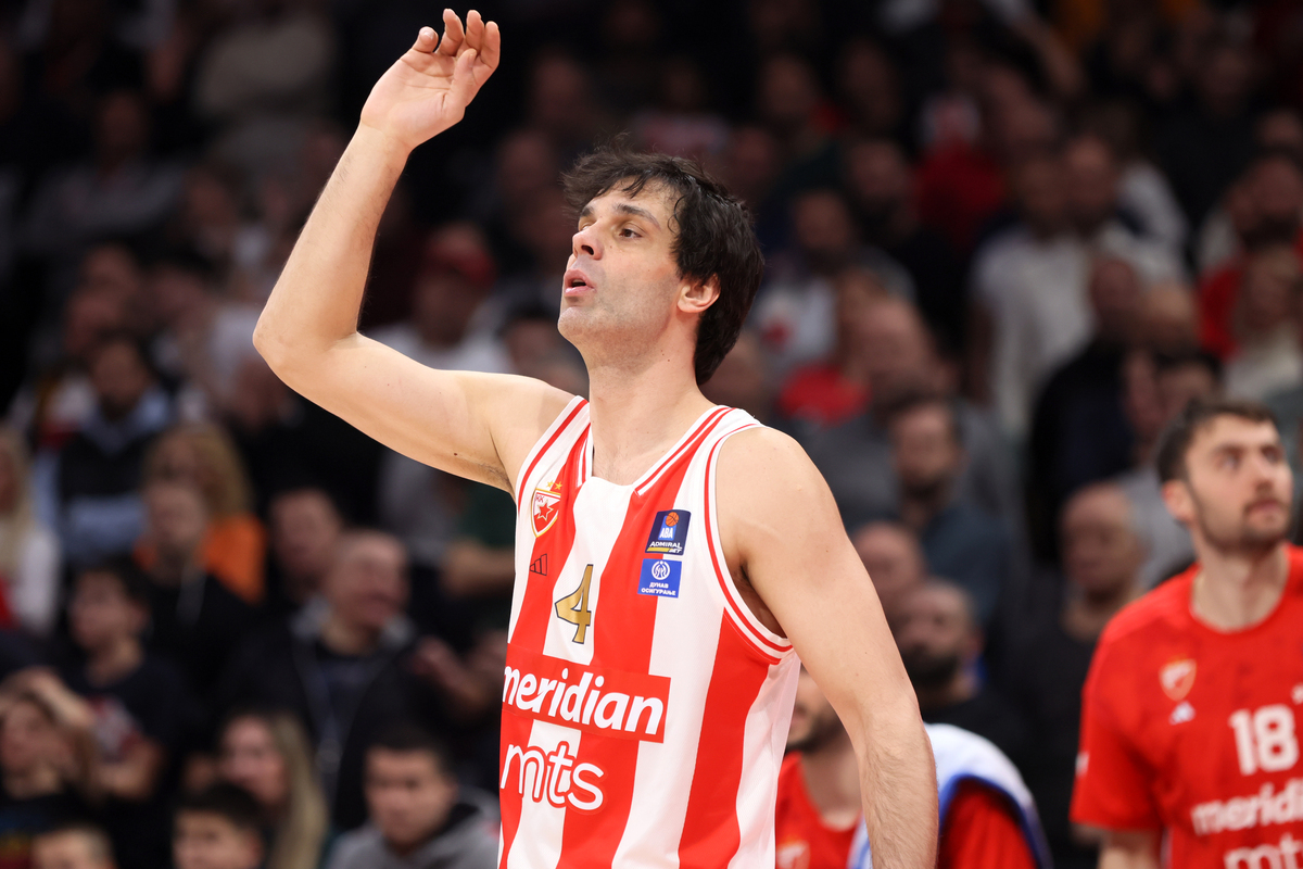 kosarkas Crvene zvezde na utakmici Jadranske ABA lige protiv Partizana u hali Stark Beogradska arena, Beograd 28.01.2024. godine Foto: Marko Metlas Kosarka, Crvena zvezda, Jadranska ABA liga, Partizan