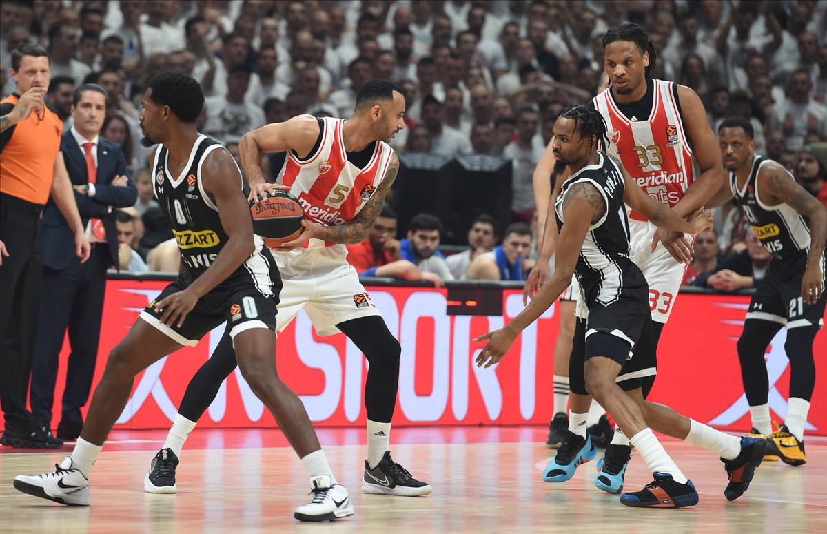 , kosarkas Crvene zvezde, na utakmici Evrolige protiv Partizana, u Beogradskoj Stark areni. Beograd, 04.01.2024. foto: Nebojsa Parausic / MN press Kosarka, Euroleague, Partizan, Crvena zvezda