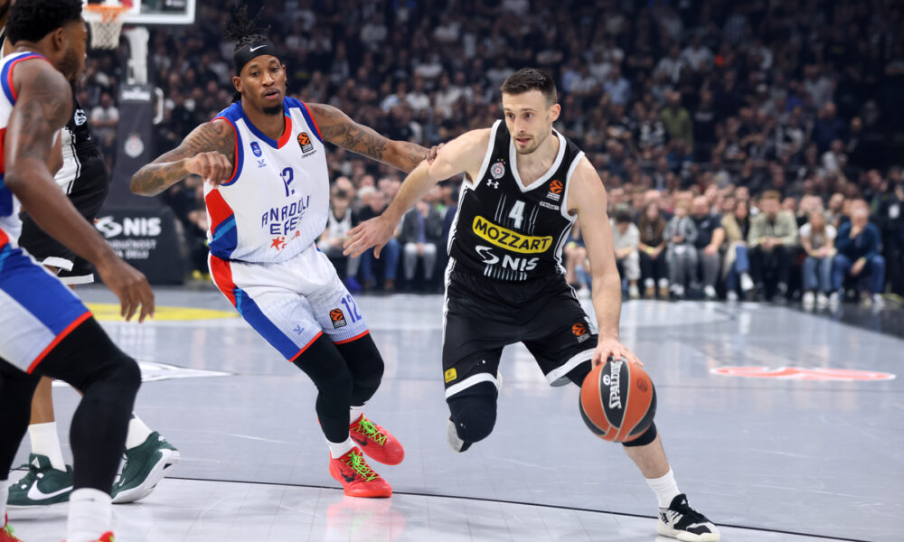 kosarkas Partizana na utakmici Evrolige protiv Efesa u hali Stark Beogradska arena, Beograd 29.02.2024. godine Foto: Marko Metlas Kosarka, Partizan, Evroliga, Efes, Anadolu Efes