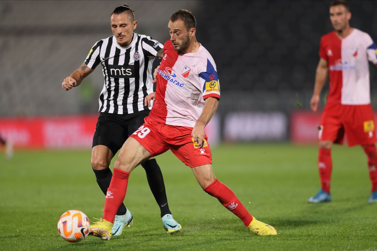 FILIP MALBASIC fudbaler Vojvodine Novi Sad na utakmici Superlige Prvenstva Srbije protiv LJUBOMIR FEJSA iz Partizana na stadionu Partizana, Beograd 02.10.2022. godine Foto: Marko Metlas Fudbal, Partizan, Superliga Prvenstvo Srbije, Vojvodina Novi Sad