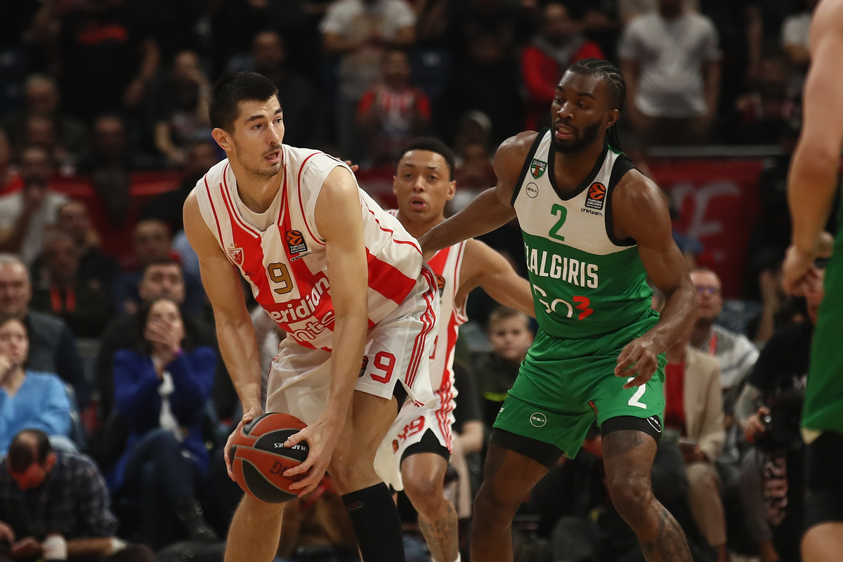 kosarkas Crvene Zvezde na utakmici Evrolige protiv Zalgirisa u hali Beogradska Stark Arena, Beograd 09.02.2024. godine Foto: Ivica Veselinov / MN PRESS KOSARKA, BASKETBALL, EVROLIGA, EUROLEAGUE, CRVENA ZVEZDA, ZALGIRIS