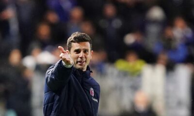 Bologna's head coach Thiago Motta gestures during the Serie A soccer match between Atalanta and Bologna at the Gewiss Stadium stadium in Bergamo, Italy, Sunday, March 3, 2024. (Spada/LaPresse via AP)