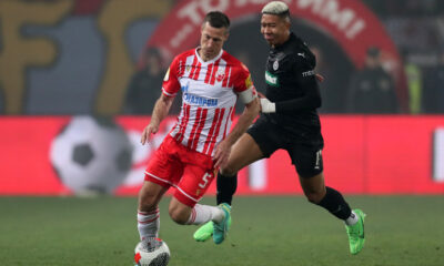 fudbaler Crvene zvezde na utakmici Mocart Superlige protiv Partizana, na stadionu Rajko Mitic, Beograd, 09.03.2024. foto: Marko Metlas Fudbal, 172. derbi, Partizan, Crvena zvezda, derbi, Superliga