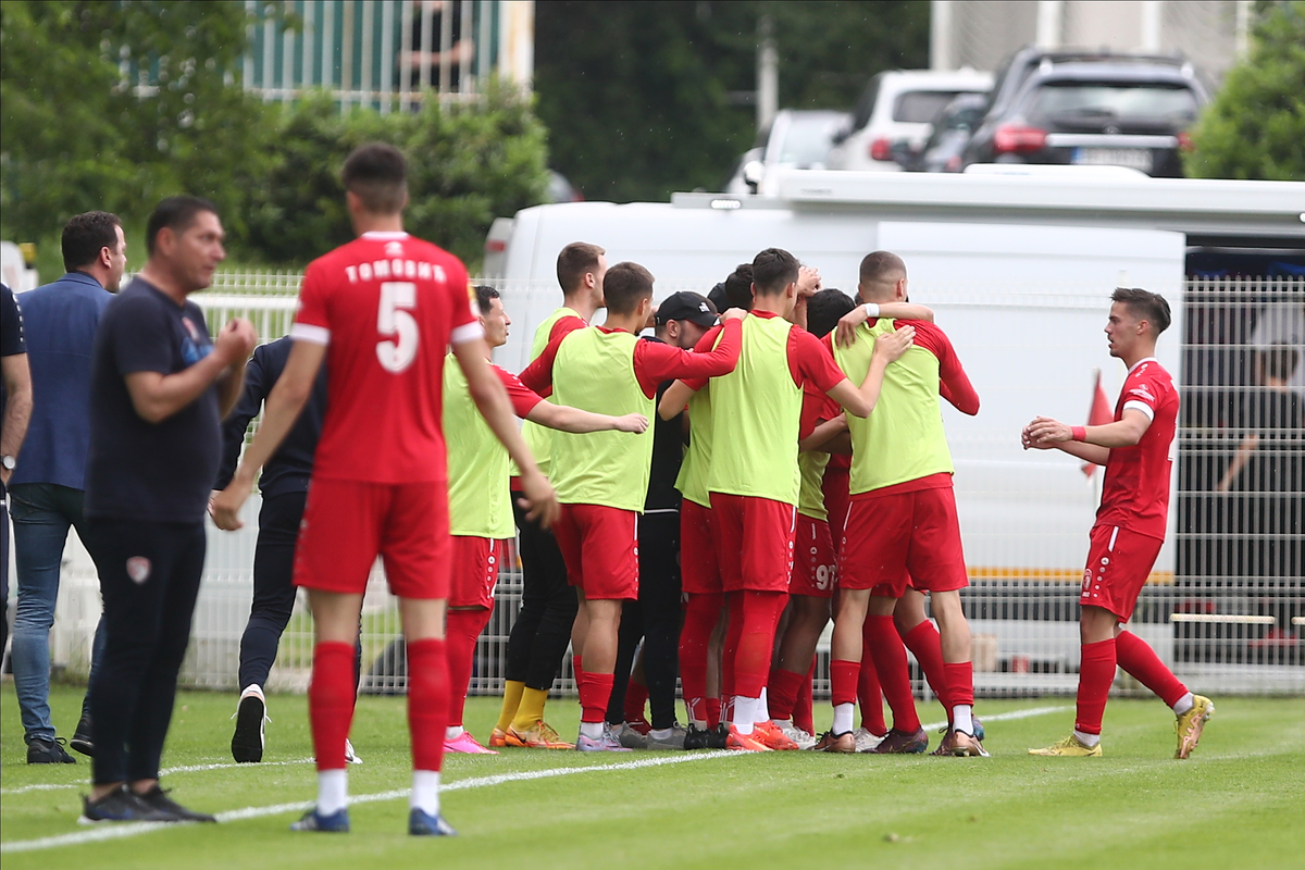 RADOST fudbalera Radnickog 1923 na utakmici Mocart Superlige Srbije protiv Cukarickog na stadionu Cukarickog, Beograd 28.05.2023. godine Foto: Ivica Veselinov / MN PRESS FUDBAL, FOOTBALL, FK CUKARICKI, FK RADNICKI 1923 KRAGUJEVAC, MOZZART SUPERLIGA SRBIJE, PRVENSTVO SRBIJE, NATIONAL CHAMPIONSHIP