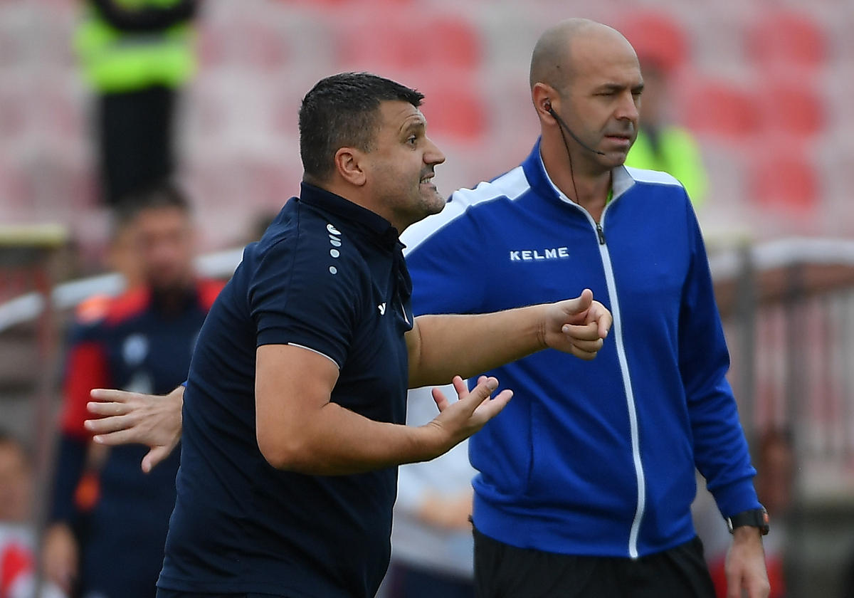 FEĐA DUDIĆ trener fudbalera Radnickog1923 na utakmici Superlige Prvenstva Srbije protiv Crvene zvezde na stadionu Cika Daca, Kragujevac 08.10.2023. godine Foto: MI / MN PRESS FUDBAL, MOZZART SUPERLIGA SRBIJE, PRVENSTVO SRBIJE, RADNICKI 1923 KRAGUJEVAC, CRVENA ZVEZDA