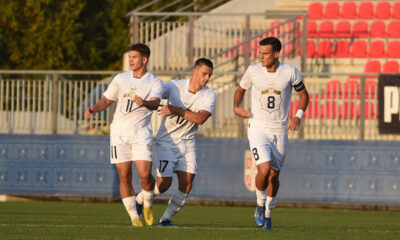 JOVAN MIJATOVIC i mladi fudbaleri Srbije U19, proslavljaju gol na prijateljskoj utakmici protiv Italije, na stadionu SC FSS. Stara Pazova, 14.10.2023. foto: Nebojsa Parausic / MN Press Fudbal, U19, Srbija, Italija