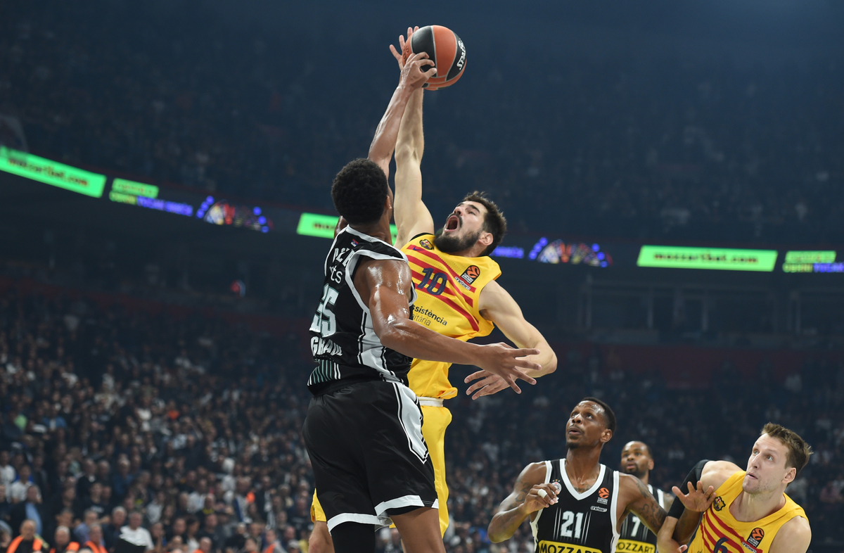 NIKOLA KALINIC, kosarkas Barselone, na utakmici Evrolige protiv Partizana, u Beogradskoj Stark Areni. Beograd, 17.10.2023. foto: Nebojsa Parausic / MN Press Kosarka, Euroleague, Partizan, Barselona