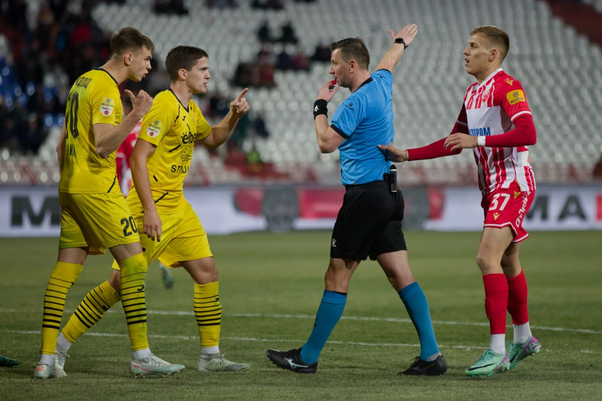 JOVAN SEGRT sudija fudbaler Crvene zvezde na utakmici Superlige Prvenstva Srbije protiv Vozdovca na stadionu Rajka Mitica, Beograd, 10.02.2024. godine Foto: Marko Metlas Fudbal, Crvena zvezda, Superliga Prvenstvo Srbije, Vozdovac