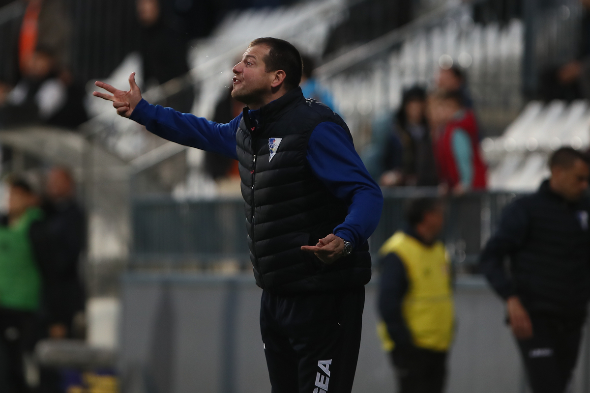 NENAD LALATOVIC trener fudbalera Spartaka na utakmici Mocart Superlige protiv Cukarickog na stadionu Cukarickog, Beograd 12.03.2024. godine Foto: Ivica Veselinov / MN PRESS FUDBAL, FOOTBALL, MOZZART SUPERLIGA, PRVENSTVO SRBIJE, NATIONAL CHAMPIONSHIP, FK CUKARICKI, FK SPARTAK SUBOTICA