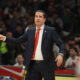 Trener Crvene Zvezde na utakmici Evrolige protiv Virtusa u hali Beogradska Stark Arena, Beograd 22.03.2024. godine Foto: Ivica Veselinov / MN PRESS KOSARKA, BASKETBALL, EVROLIGA, EUROLEAGUE, CRVENA ZVEZDA, VIRTUS