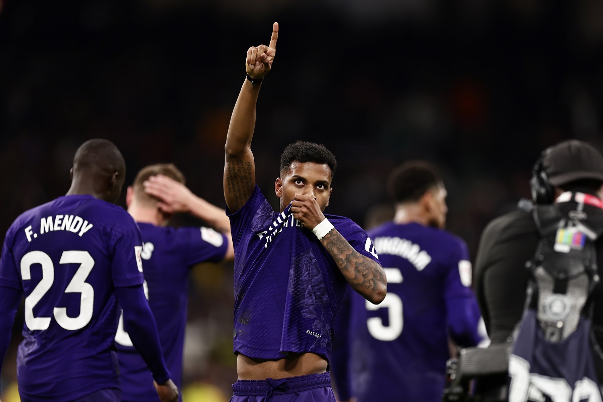 Real Madrid's Rodrygo celebrates after scoring his side's second goal during a Spanish La Liga soccer match between Real Madrid and Athletic Bilbao at the Santiago Bernabeu stadium in Madrid, Spain, Sunday, March 31, 2024. (AP Photo/M. Gracia Jimenez)