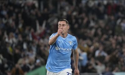 Lazio's Adam Marusic celebrates after scoring his side's opening goal during the Serie A soccer match between Lazio and Juventus at Rome's Olympic Stadium, Saturday, March 30, 2024. (AP Photo/Andrew Medichini)