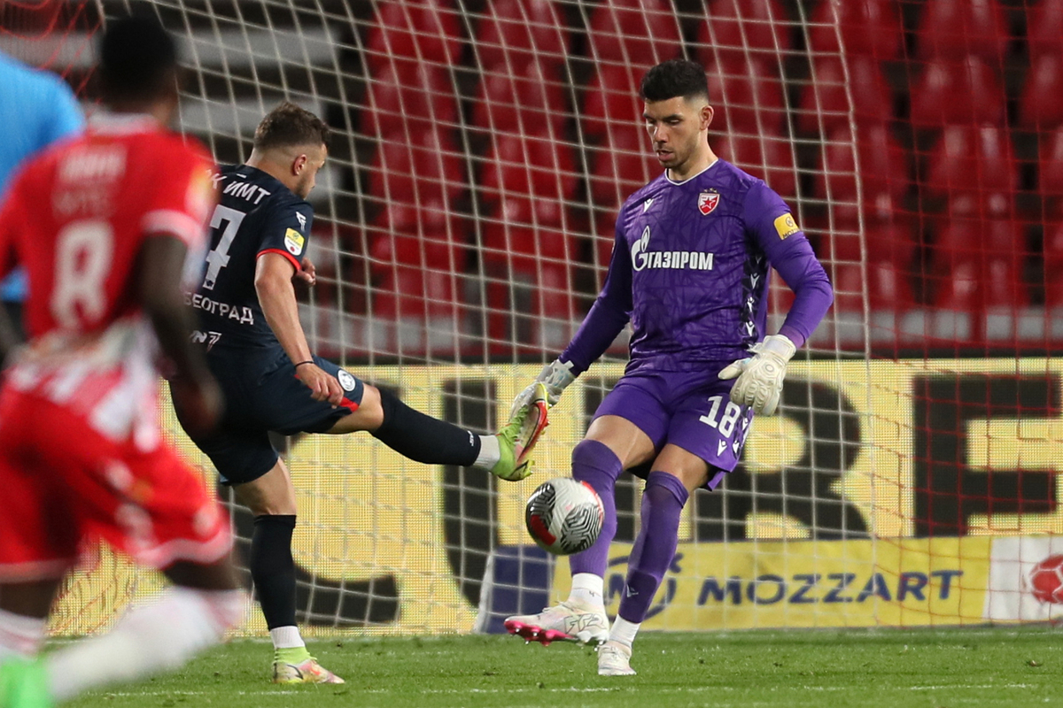 fudbaler Crvene zvezde na utakmici Superlige Prvenstva Srbije protiv IMT na stadionu Rajka Mitica, Beograd, 03.04.2024. godine Foto: Marko Metlas Fudbal, Crvena zvezda, Superliga Prvenstvo Srbije, IMT