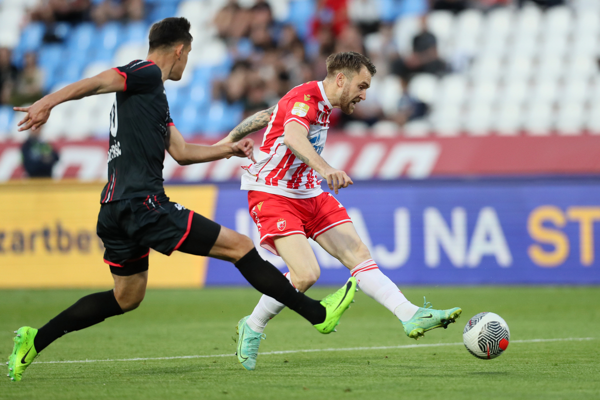 fudbaler Crvene zvezde na utakmici Kupa Srbije protiv Vrsca na stadionu Rajko Mitic Beograd 10.04.2024. godine Foto: Marko Metlas Fudbal, Crvena zvezda, Kup Srbije, Vrsac, OFK Vrsac