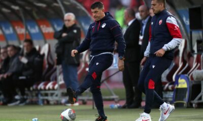 fudbaler Crvene zvezde na utakmici Superlige Prvenstva Srbije protiv Partizana na stadionu Rajka Mitica, Beograd, 20.04.2024. godine Foto: Marko Metlas Fudbal, Crvena zvezda, Superliga Prvenstvo Srbije, Partizan