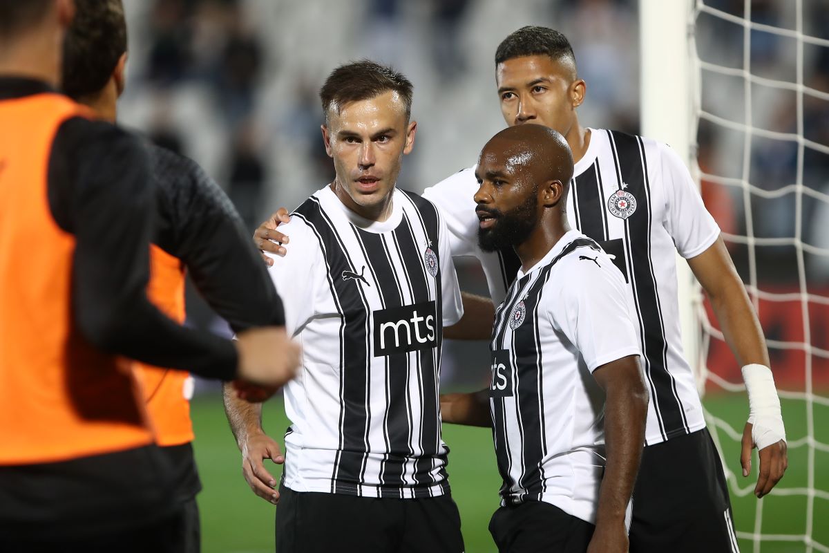 BIBARS NATCHO Bibars Natho, ALDO KALULU i MATHEUS BONIFACIO SALDANHA Mateus Bonifasio Saldanja fudbaleri Partizana na utakmici Mocart Superlige Srbije protiv Mladosti na stadionu Partizana, Beograd 07.10.2023. godine Foto: Ivica Veselinov / MN PRESS FUDBAL, FOOTBALL, MOZZART SUPERLIGA, PRVENSTVO SRBIJE, NATIONAL CHAMPIONSHIP, PARTIZAN, MLADOST LUCANI