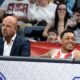 NEBOJSA ILIC, tim menadzer, i YAGO DOS SANTOS Jago Dos Santos, kosarkas Crvene zvezde, na utakmici ABA lige protiv Zadra, u Beogradskoj Stark areni. Beograd, 11.02.2024. foto: Nebojsa Parausic Kosarka, ABA League, Crvena zvezda, Zadar